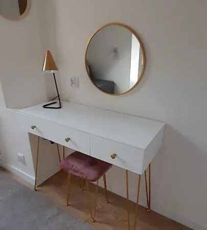 Appartement Emzetka *
