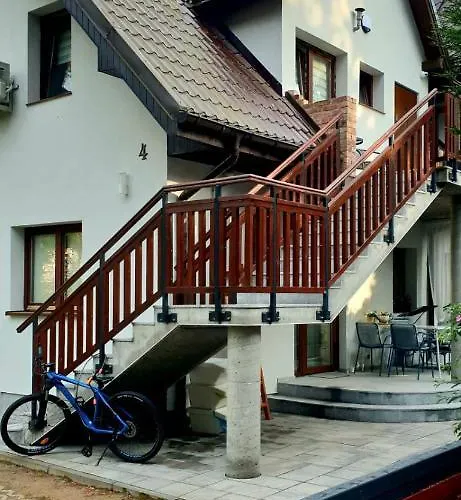 Emzetka * 波别罗沃